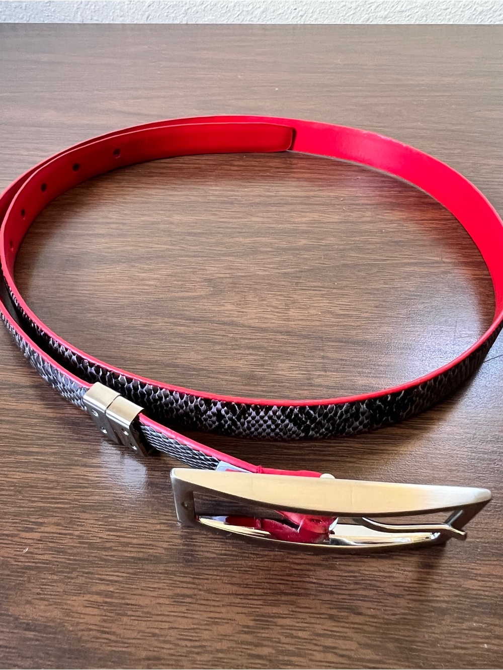 Anne Klein Reversible Red Leather and Snakeskin-embossed Skinny Belt -33”-37”